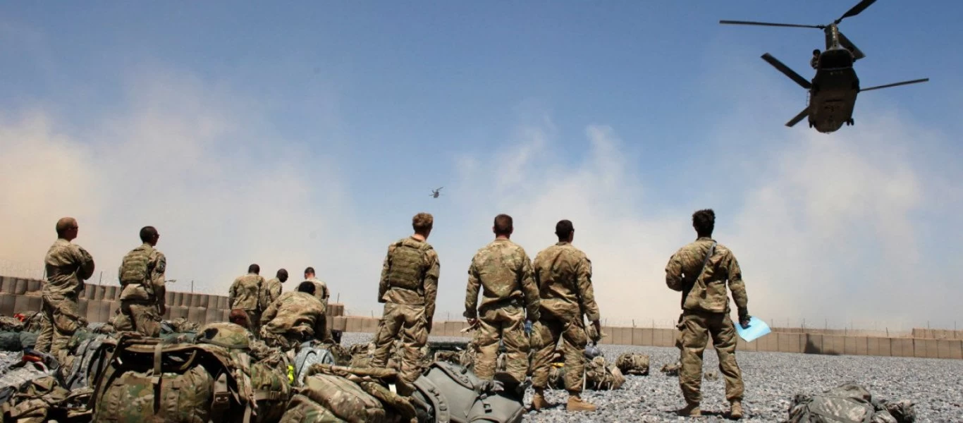 Μειώνονται οι δυνάμεις του αμερικανικού στρατού σε Ιράκ και Αφγανιστάν - Έμειναν 2.500 στρατιώτες